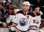O capitão do Edmonton Oilers, Connor McDavid. Reprodução/Forbes